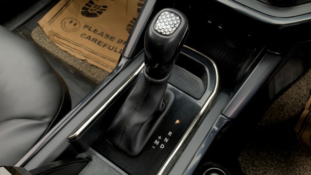 Second-hand 2022 Tata Harrier XTA Plus AT BSVI for sale in New Delhi-15