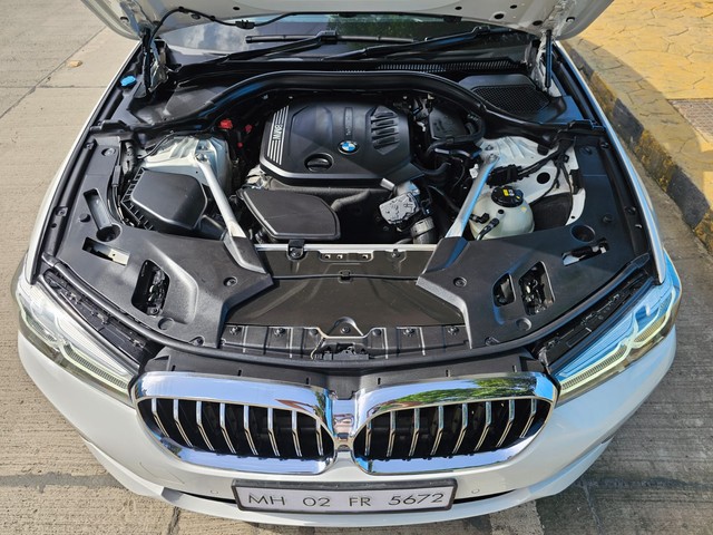 Second-hand 2022 BMW 5 Series 520d Luxury Line for sale in Mumbai-4