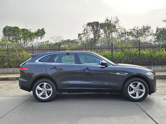 Second-hand 2019 Jaguar F-Pace Prestige 2.0 AWD for sale in Mumbai-1