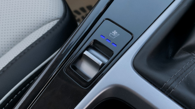 Second-hand 2023 Hyundai Creta SX Opt IVT BSVI for sale in New Delhi-27