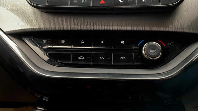 Second-hand 2022 Tata Harrier XTA Plus AT BSVI for sale in New Delhi-17