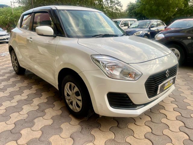 Maruti Suzuki Swift AMT वीएक्सआई Second-hand 2019 Maruti Suzuki Swift AMT वीएक्सआई for sale in Faridabad