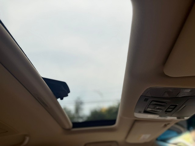 Second-hand 2020 Toyota Vellfire Executive Lounge BSVI for sale in New Delhi-12