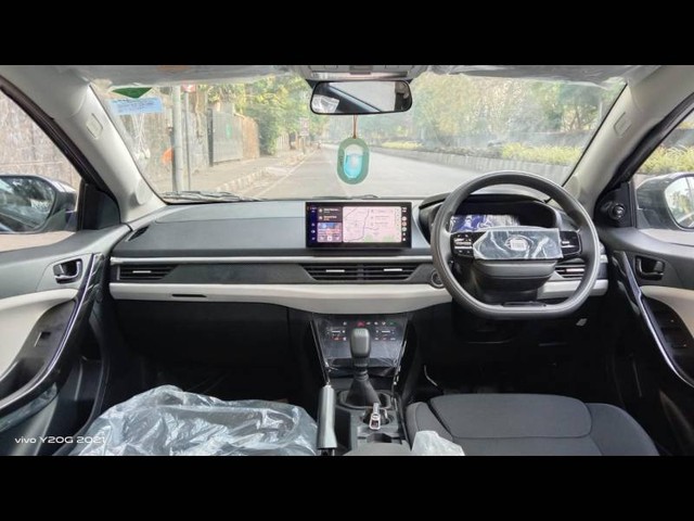 Second-hand 2025 Tata Nexon Creative Plus S Dark CNG for sale in Mumbai-8