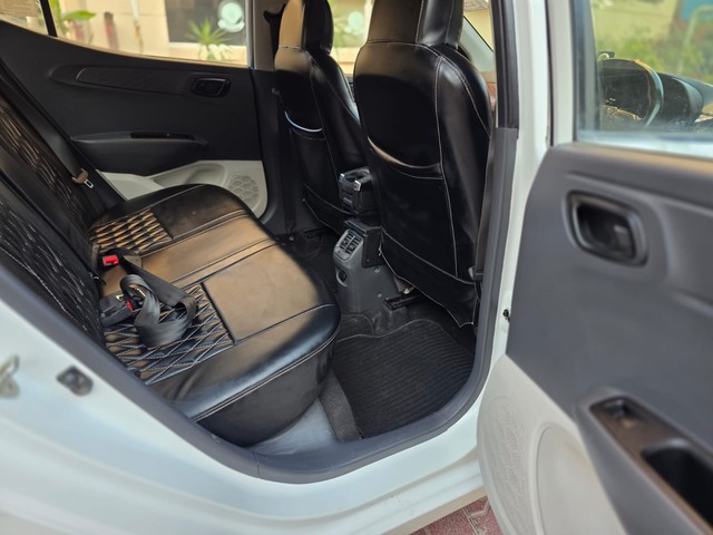 Second-hand 2022 Hyundai Aura S CNG for sale in New Delhi-11