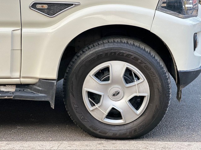 Second-hand 2019 Mahindra Scorpio S5 BSIV for sale in New Delhi-4