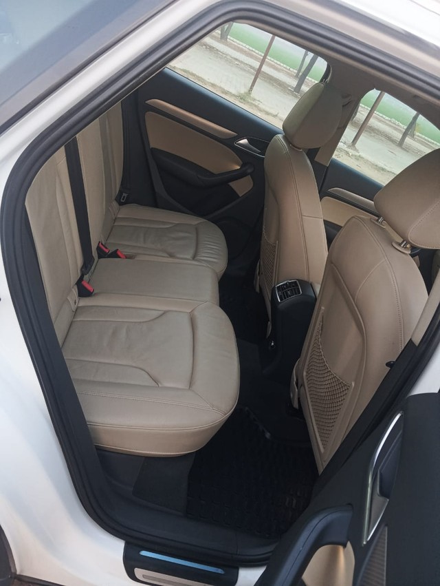 Second-hand 2016 Audi Q3 35 TDI Quattro Premium Plus for sale in Ludhiana-6