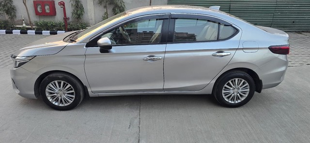 Honda City V MT Second-hand 2020 Honda City V MT for sale in Sahibabad-3