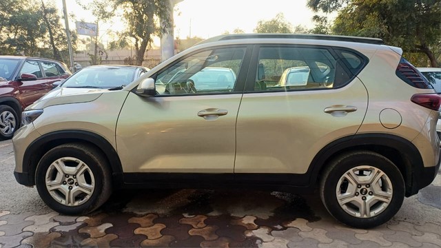 Second-hand 2020 Kia Sonet GTX Plus Turbo DCT BSVI for sale in Faridabad-3