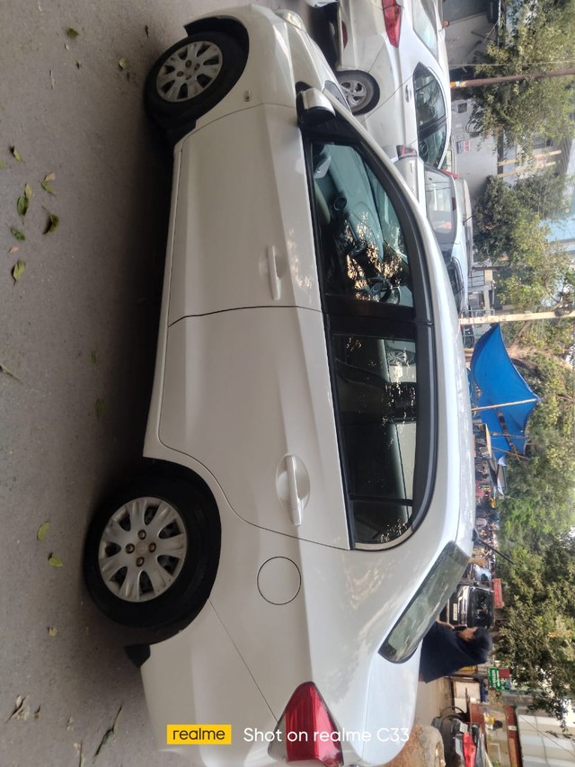 Second-hand 2016 Honda Amaze S Petrol BSIV for sale in Noida-6