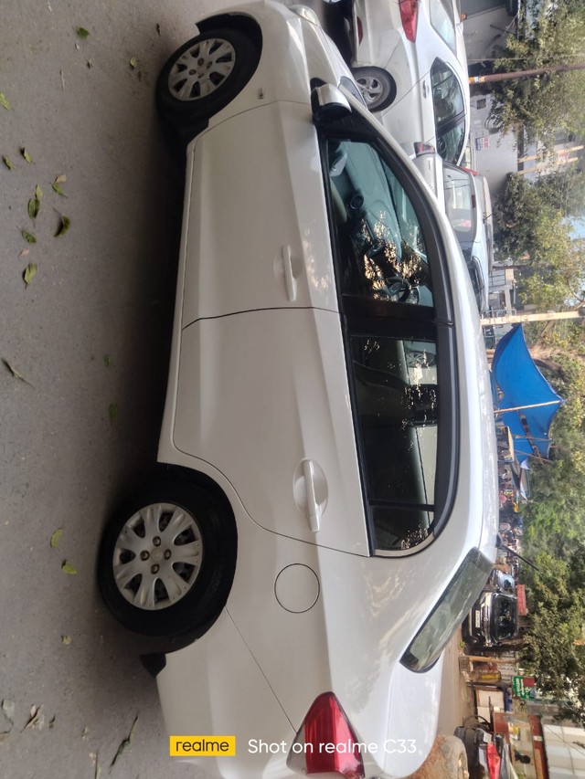 Second-hand 2016 Honda Amaze S Petrol BSIV for sale in Noida-8