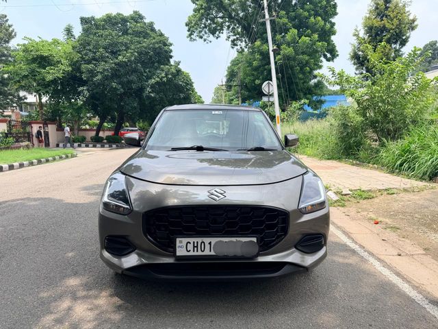 Maruti Suzuki Swift LXi Second-hand 2025 Maruti Suzuki Swift LXi for sale in Chandigarh