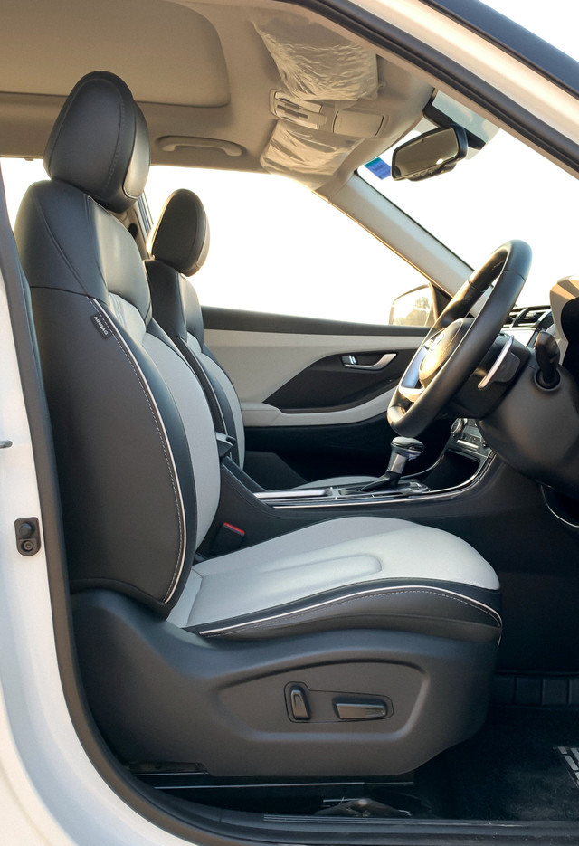 Second-hand 2023 Hyundai Creta SX Opt IVT BSVI for sale in New Delhi-6