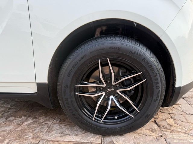 Second-hand 2019 Mahindra Marazzo M4 for sale in New Delhi-4