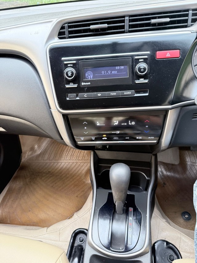 Second-hand 2015 Honda City i VTEC SV for sale in Thane-11