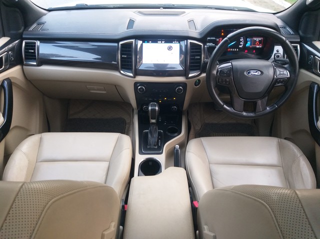 Second-hand 2020 Ford Endeavour Titanium Plus 4X2 for sale in Ludhiana-15