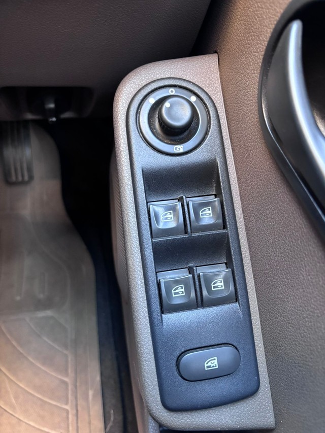 Second-hand 2016 Renault Duster 110PS Diesel RxL AMT for sale in Thane-10