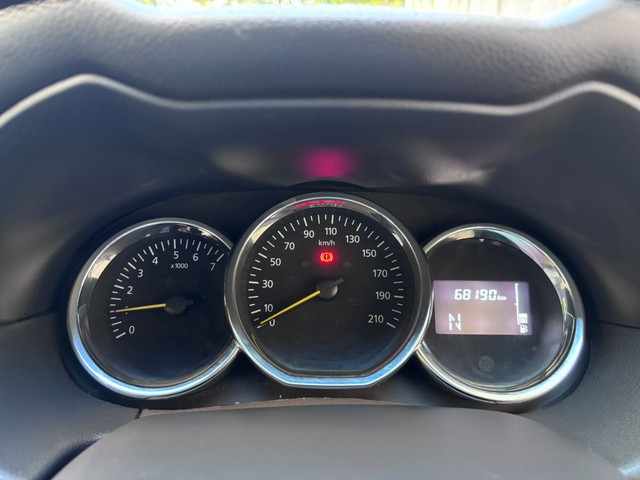 Second-hand 2016 Renault Duster 110PS Diesel RxL AMT for sale in Thane-8