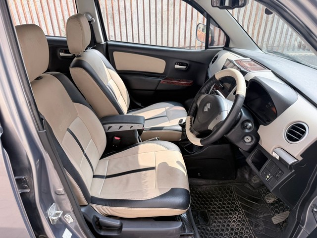 Second-hand 2015 Maruti Suzuki Wagon R LXI CNG for sale in Thane-4