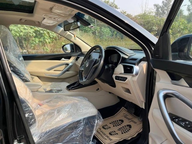 Second-hand 2021 MG Hector Sharp DCT for sale in New Delhi-6