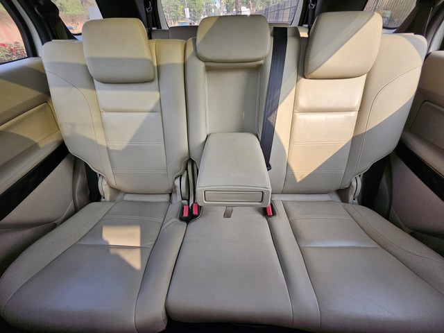 Second-hand 2019 Ford Endeavour 2.2 Titanium AT 4X2 for sale in Mumbai-14
