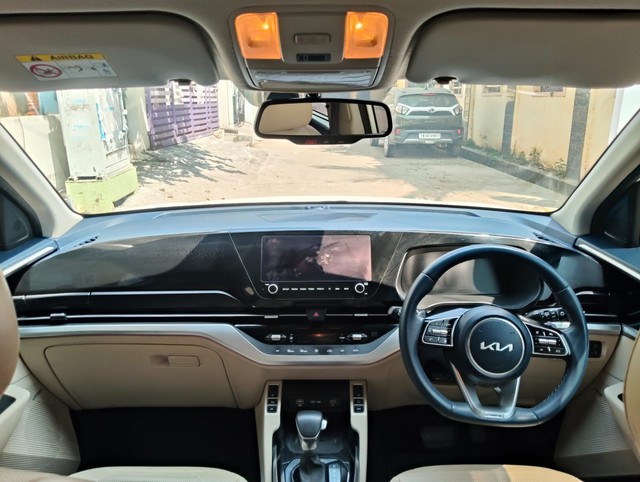 Kia Carens Luxury Plus Diesel AT BSVI Second-hand 2023 Kia Carens Luxury Plus Diesel AT BSVI for sale in Chennai-15