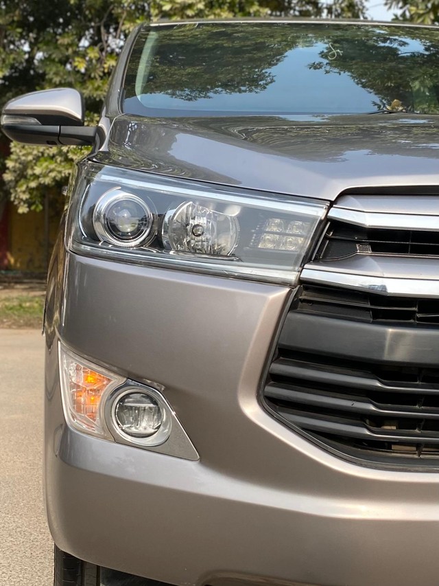 Second-hand 2019 Toyota Innova Crysta 2.4 GX MT BSIV for sale in New Delhi-5