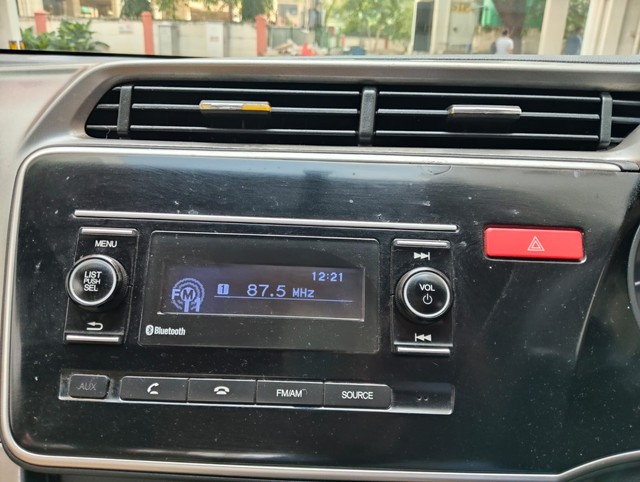 Second-hand 2014 Honda City i DTEC SV for sale in Chennai-15