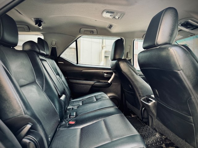 Second-hand 2021 Toyota Fortuner 4X2 Diesel BSVI for sale in New Delhi-14