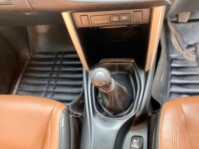 Second-hand 2018 Toyota Innova Crysta 2.4 VX MT 8S BSIV for sale in New Delhi-16