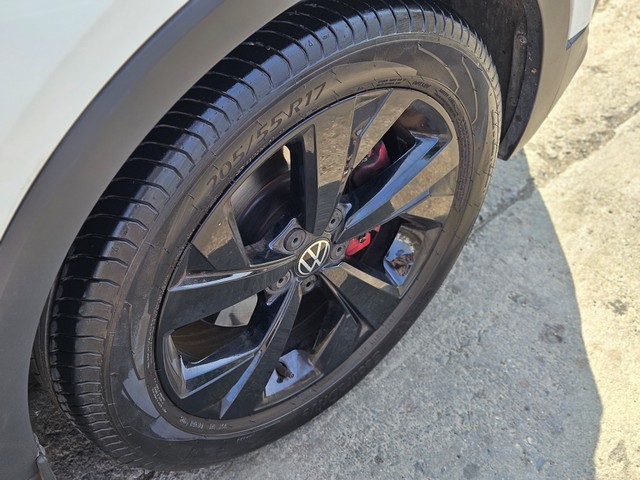 Second-hand 2024 Volkswagen Taigun 1.5 TSI GT Plus DSG ES for sale in Mumbai-8