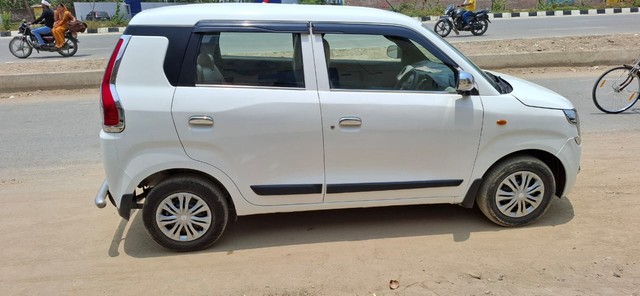 Second-hand 2021 Maruti Wagon R CNG LXI for sale in Varanasi-11
