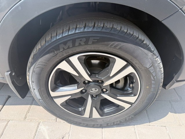 Second-hand 2023 Tata Nexon EV XZ Plus LUX for sale in Thane-14