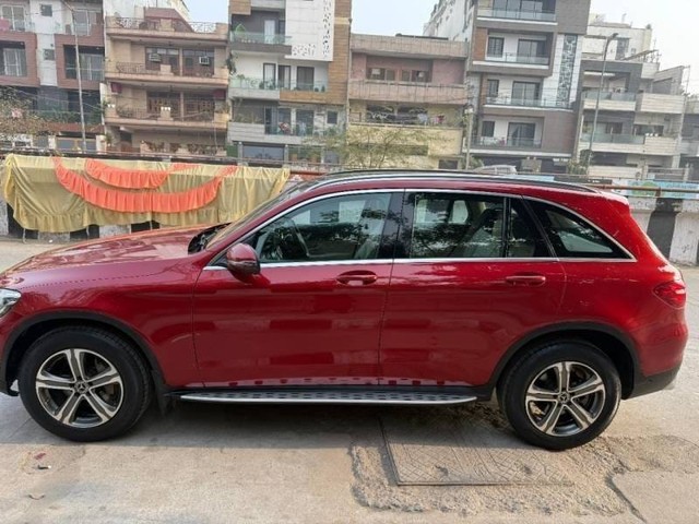 Mercedes-Benz GLC Progressive 220d Second-hand 2018 Mercedes-Benz GLC Progressive 220d for sale in New Delhi-3
