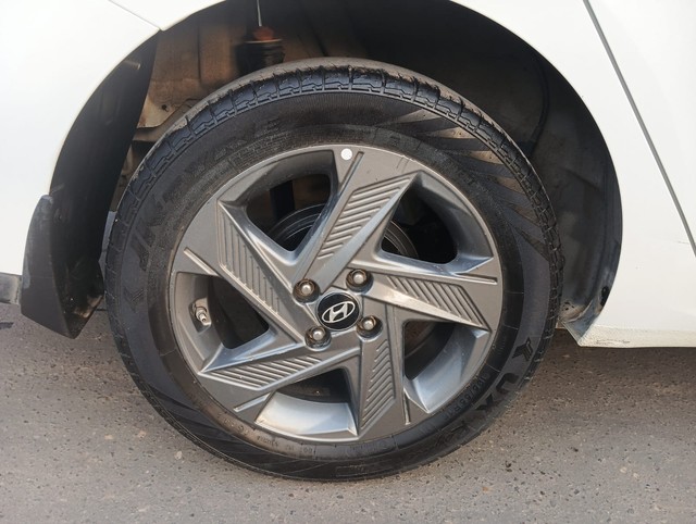 Second-hand 2022 Hyundai Verna SX Diesel for sale in Ludhiana-7