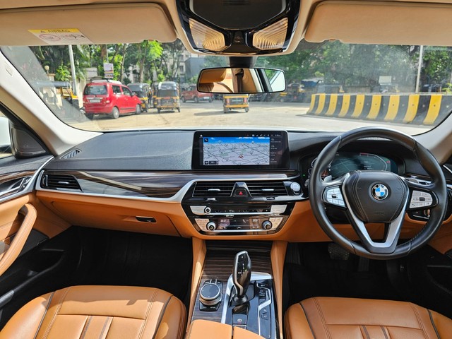 Second-hand 2022 BMW 5 Series 520d Luxury Line for sale in Mumbai-20