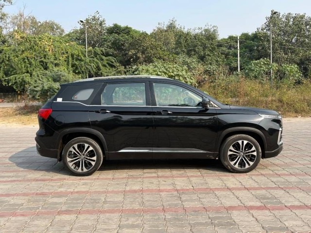 Second-hand 2021 MG Hector Sharp DCT for sale in New Delhi-1