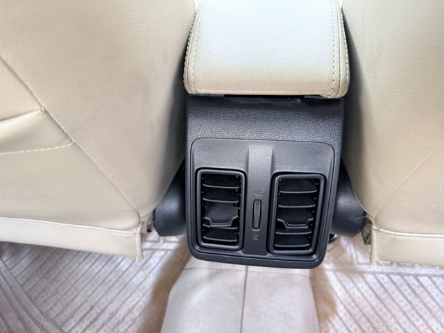 Second-hand 2015 Honda City i VTEC SV for sale in Thane-12