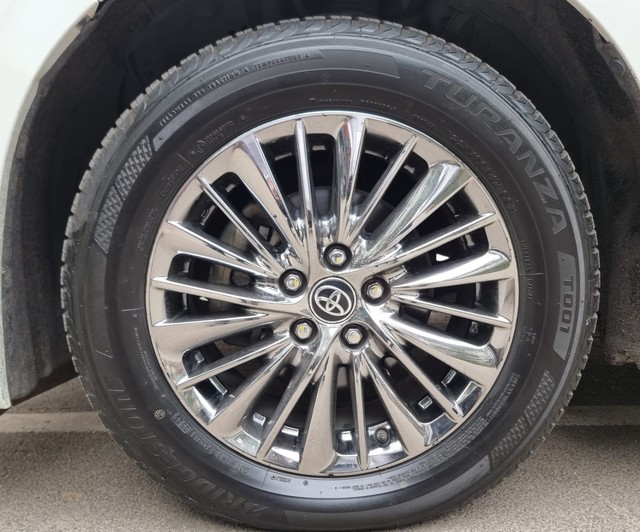 Second-hand 2022 Toyota Vellfire Executive Lounge BSVI for sale in Chennai-4