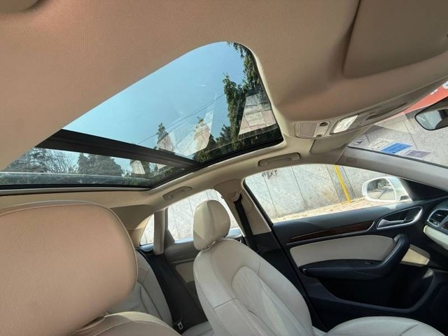 Audi Q3 30 TFSI Premium FWD Second-hand 2017 Audi Q3 30 TFSI Premium FWD for sale in New Delhi-10