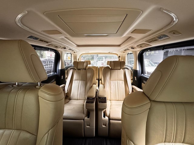 Second-hand 2021 Toyota Vellfire Executive Lounge BSVI for sale in Chennai-6