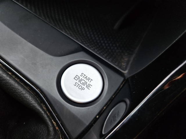 Second-hand 2024 Volkswagen Taigun 1.5 TSI GT Plus DSG ES for sale in Mumbai-20