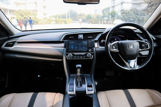 Second-hand 2019 Honda Civic ZX BSIV for sale in New Delhi-9