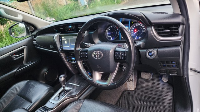 Second-hand 2021 Toyota Fortuner 4X2 Diesel BSVI for sale in Ludhiana-15