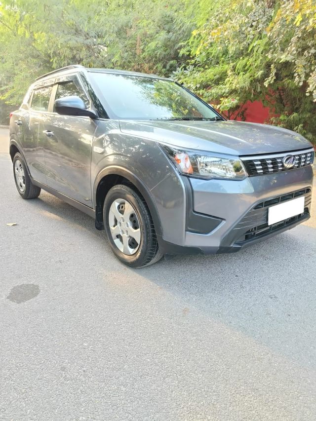Mahindra XUV300 W6 Diesel BSVI Second-hand 2021 Mahindra XUV300 W6 Diesel BSVI for sale in New Delhi