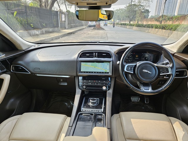 Second-hand 2019 Jaguar F-Pace Prestige 2.0 AWD for sale in Mumbai-16
