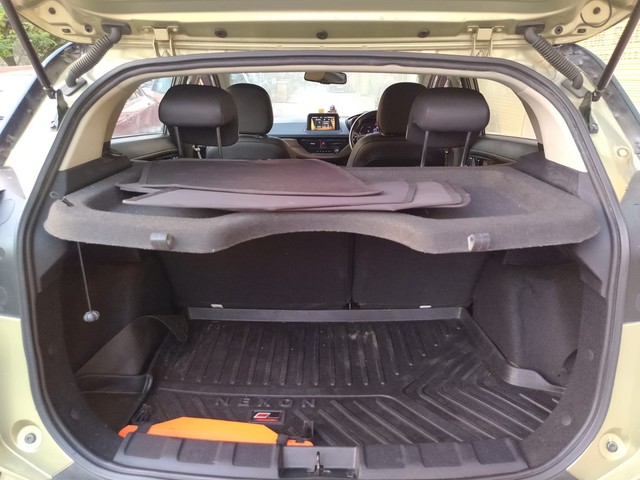 Second-hand 2022 Tata Nexon XZA Plus Kaziranga Edition AMT for sale in Faridabad-10