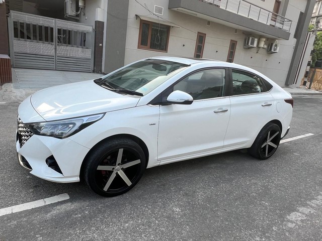 Second-hand 2021 Hyundai Verna SX Opt AT Diesel for sale in Ludhiana-15