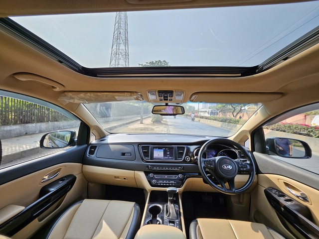 Second-hand 2020 Kia Carnival Limousine for sale in Mumbai-15