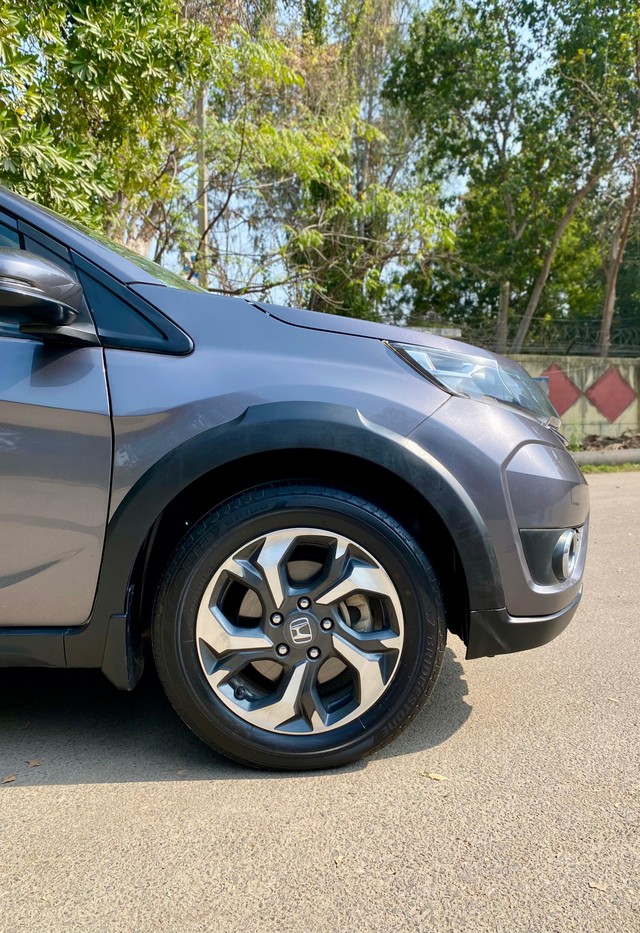 Honda BR-V i-VTEC V CVT Second-hand 2017 Honda BR-V i-VTEC V CVT for sale in New Delhi-6